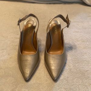 J. Renee Marianela Heels